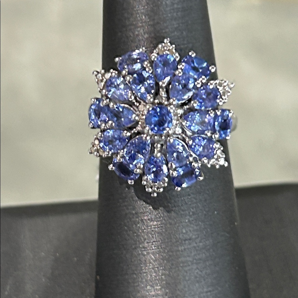 497081 blue Cz flower cluster ring